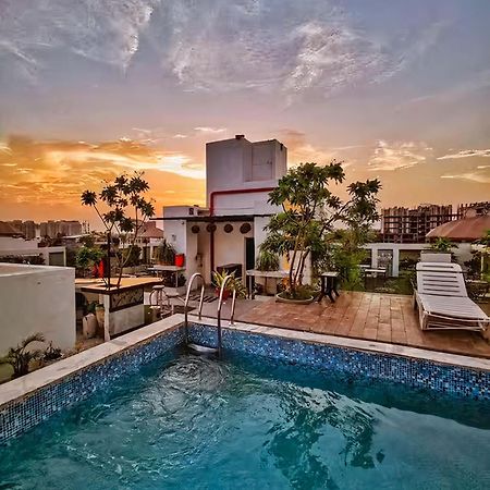 Hotel Sahibs Lighthouse - Swimming Pool 阿格拉 外观 照片